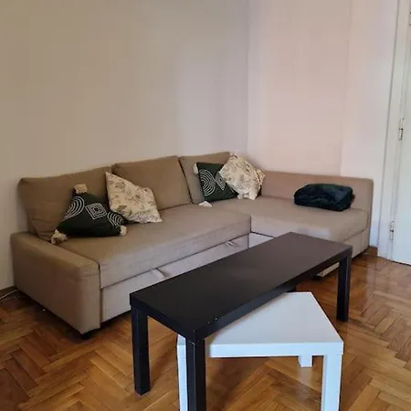 Casa A Portaportese